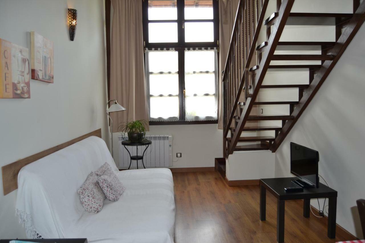 Apartamentos Rurales La Cirigueena Oles Kültér fotó