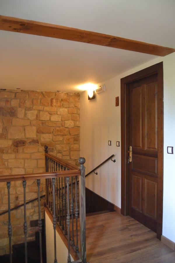 Apartamentos Rurales La Cirigueena Oles Kültér fotó