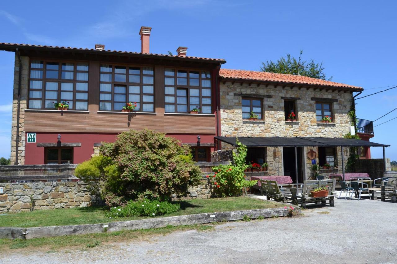 Apartamentos Rurales La Cirigueena Oles Kültér fotó