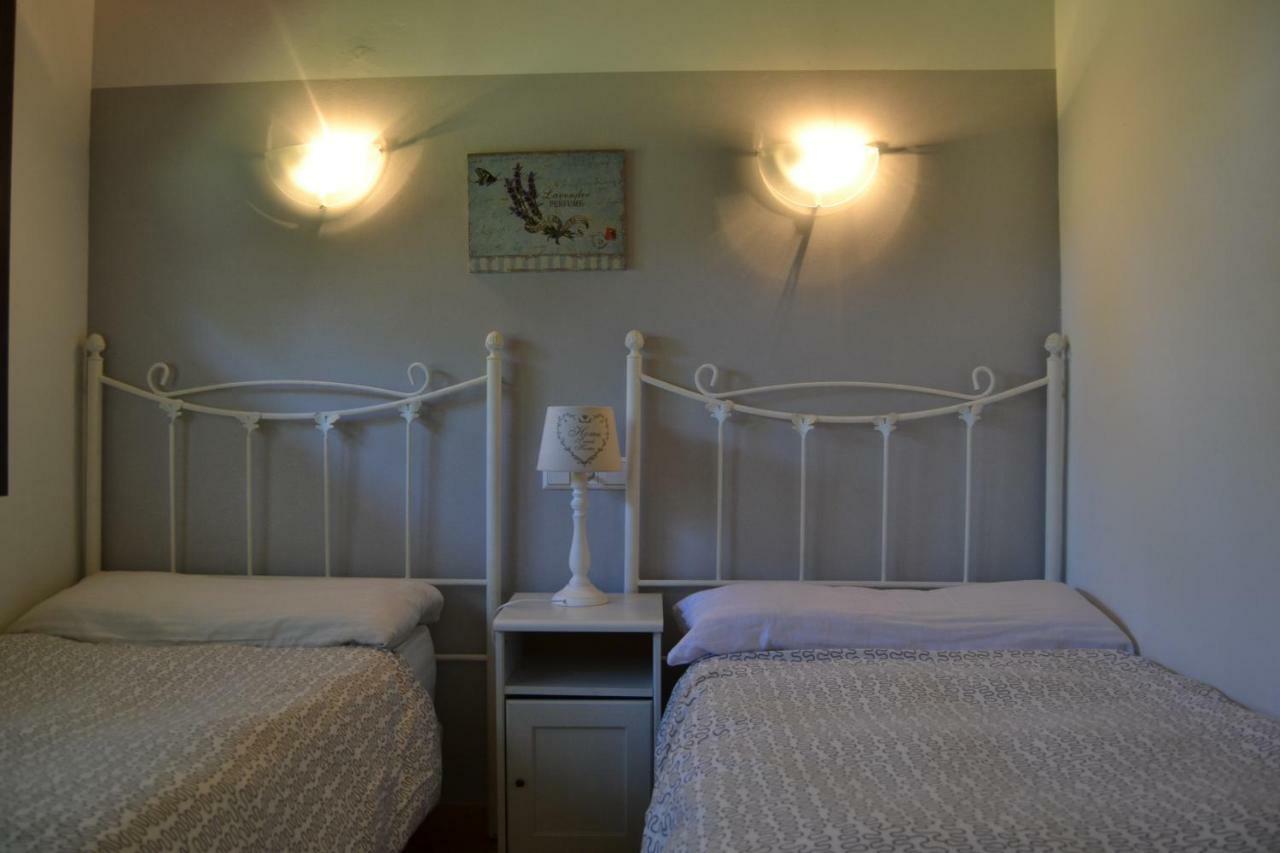 Apartamentos Rurales La Cirigueena Oles Kültér fotó